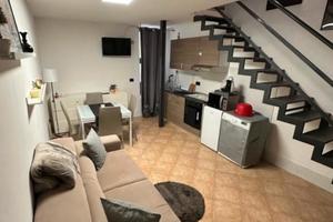 Monolocale duplex arredato