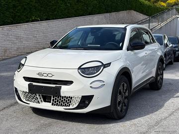 FIAT 600 Hybrid 145 CV DCT MHEV Icon