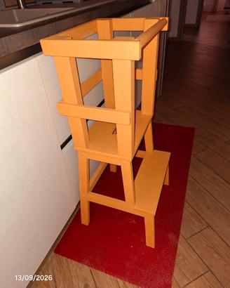 Torretta Montessori in legno – arancione 