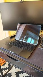 MacBook Air 13" - Apple M2 con CPU 8-core