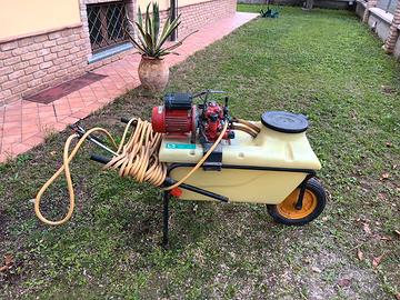 Carriola irroratrice elettrica