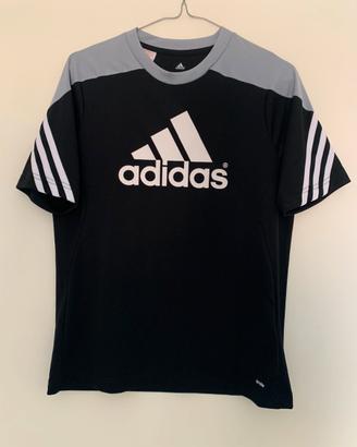 Maglietta adidas. Taglia S Uomo