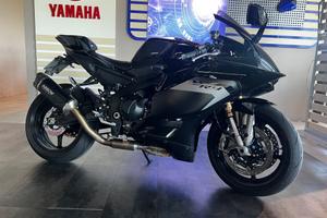 Yamaha YZF R9