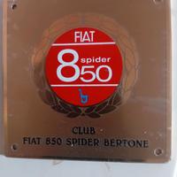 Fiat 850 spider placca club