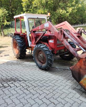trattore agricolo Carraro 654 