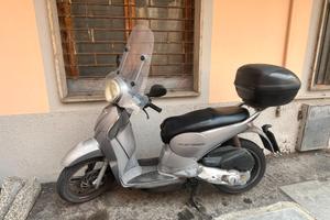 Aprilia Scarabeo 125 anno 2009