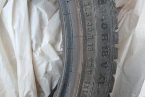 Gomme Continental 225/40 R18 92V