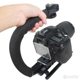 Stabilizzatore palmare per Reflex e Smartphone