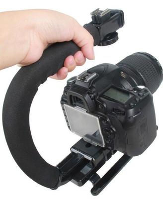Stabilizzatore palmare per Reflex e Smartphone