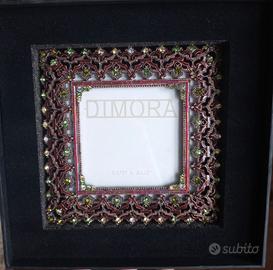 Cornice con pietre semi preziose
