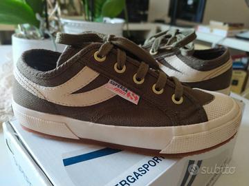 Superga verde clearance militare