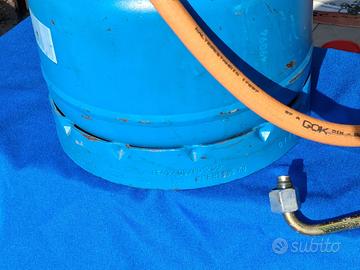 Bombola gas butano per camper 2 kg con accessori