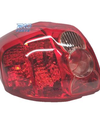 FANALI POSTERIORI SINISTRI PER TOYOTA AURIS 3 5P 0