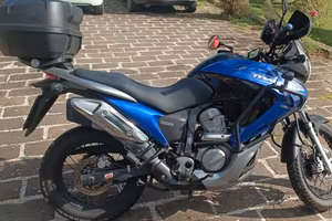 HONDA TRANSALP XL700