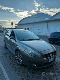Fiat croma 1,9 multijet per “NEOPATENTATI”