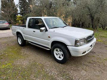 Mazda B2500 pick up