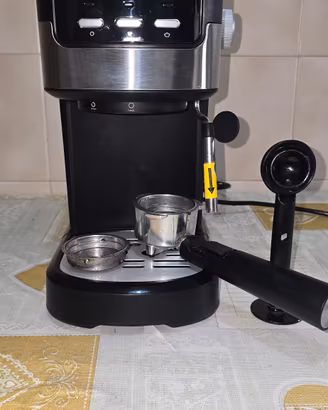 Macchina Caffè Cecotec Espressi + Cappuccinatore 