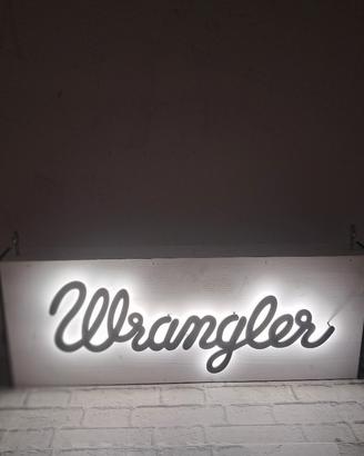 insegna luminosa pubblictaria wrangler 