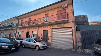 Ampio 6 vani, piano primo in zona servita