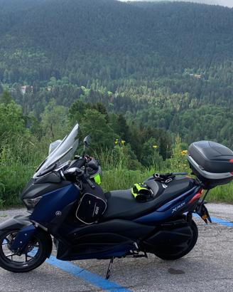 Yamaha Xmax 300