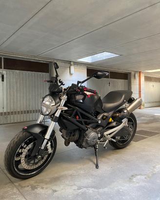 DUCATI MONSTER 2011 - 696 Depotenziata