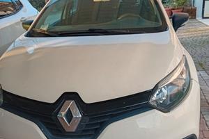 RENAULT Captur 1ª serie - 2015