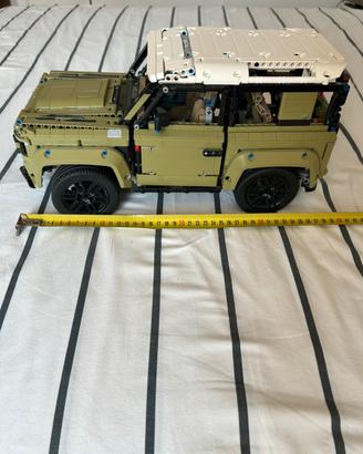 LEGO Technic Land Rover Defender (42110)