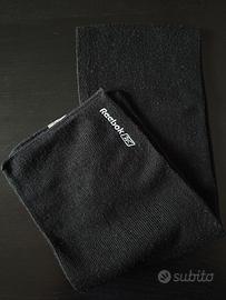 Reebok sciarpa uomo sportivo versatile nero