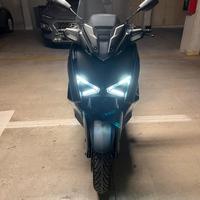 Yamaha X-Max tek black 300 - 2023