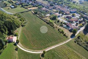 TER. RESIDENZIALE A TREGNAGO