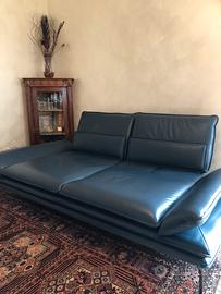 Divano nuovo 1500€