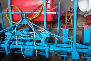 Seminatrice meccanica di soia a 6 file