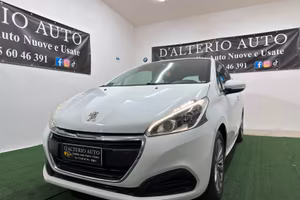 Peugeot 208 BlueHDi 75 3 porte Allure