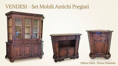 vetrina antica + accessori