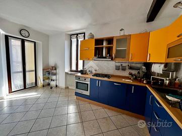 CASA SEMINDIPENDENTE A LOZZA