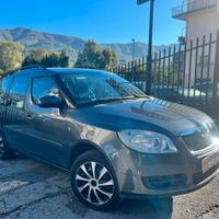 Skoda Roomster 1.6 16V Comfort