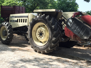 Trattore Lamborghini 654