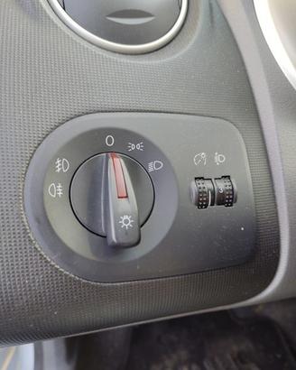 Interruttore fari SEAT IBIZA del 2010