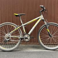 Moutain Bike Rockmachine Manhattan 30/26