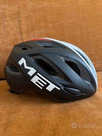 Casco MET Stradale 2022