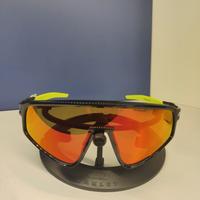 Oakley 9404 -10 Latch Panel