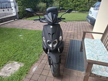 Motorino Malaguti Phantom F12R