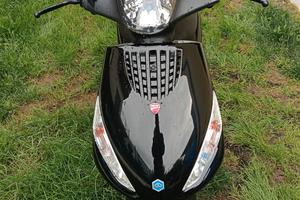 ZIP Piaggio 50cc 2024