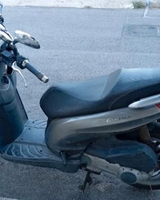piaggio Carnaby 300 ie