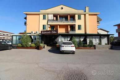 3 LOCALI A CAORLE