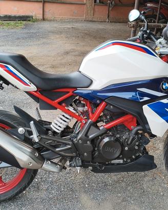 BMW G310R