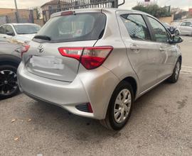 TOYOTA Yaris 1.0  AppleCareplay + GPL (neopatent