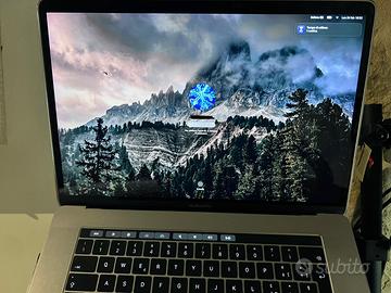 Macbook pro 15 Touch bar