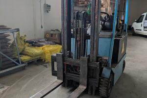 Carrello elevatore elettrico CARER Z20L 20 q.li