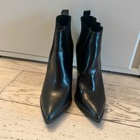 Scarpe bershka numero 40